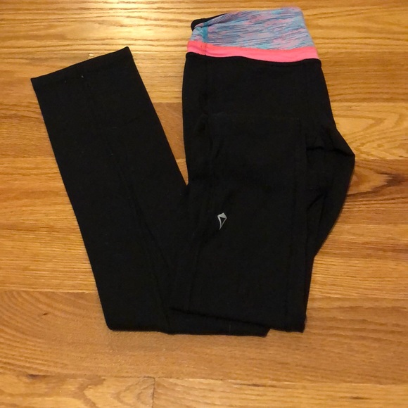 3 pairs of ivivva leggings - Picture 4 of 4